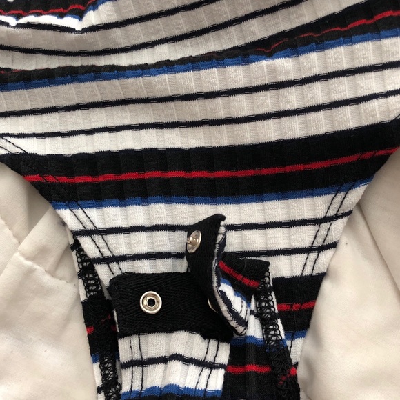 NEW w/o tags Charlotte Russe Bodysuit - Picture 4 of 6